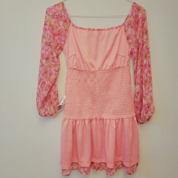 Vero Moda Ducte Smocked Floral Geranium Pink Size XS Mini Dress - Picture 8 of 8